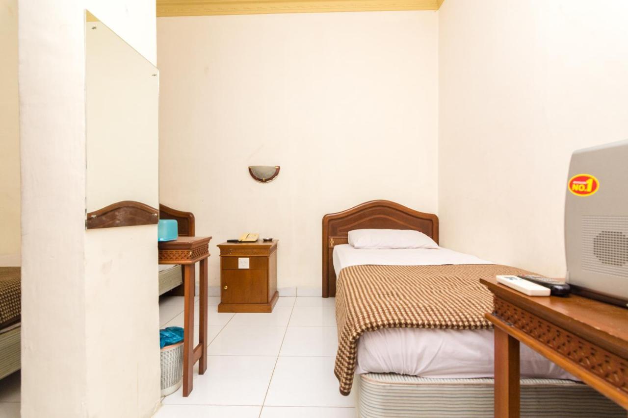 Oyo 2422 Rama Hotel Nagoya Ngoại thất bức ảnh