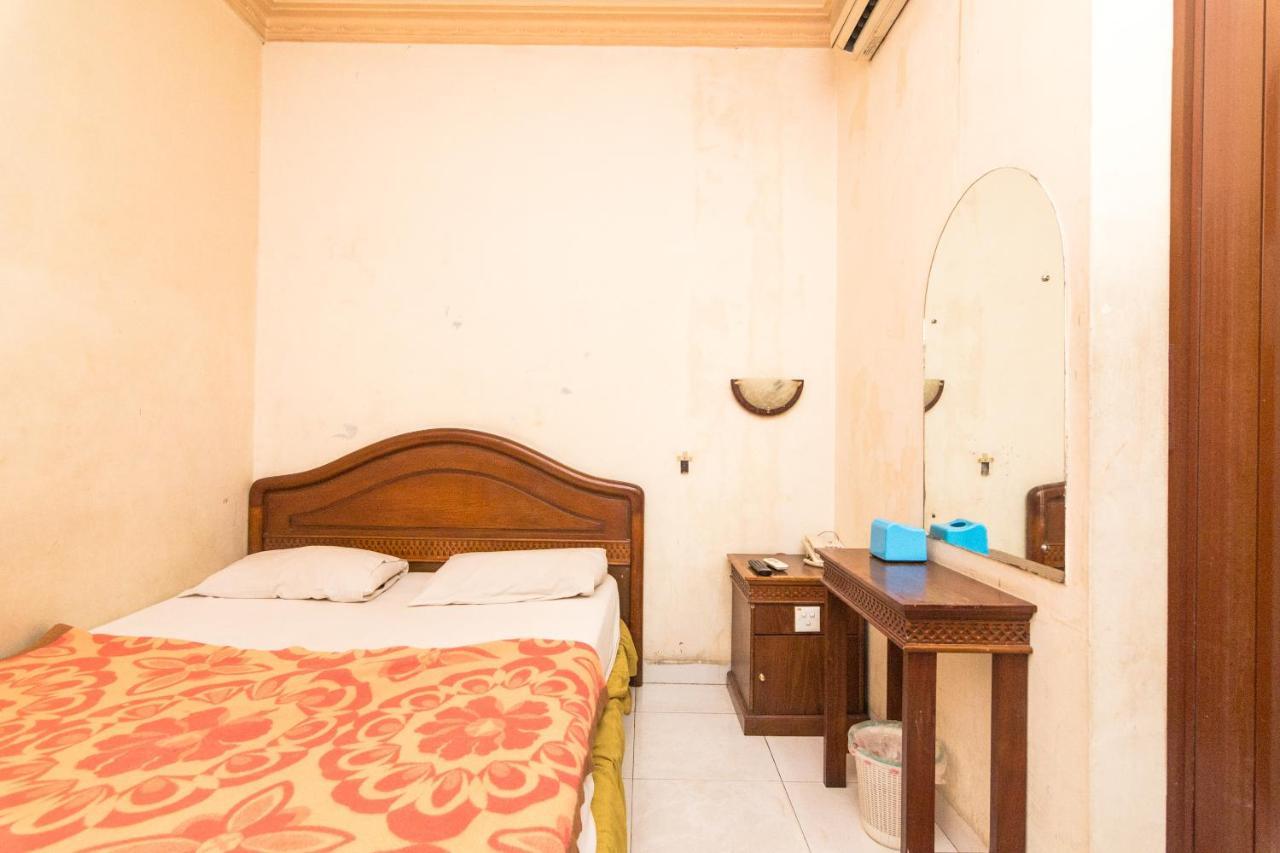 Oyo 2422 Rama Hotel Nagoya Ngoại thất bức ảnh