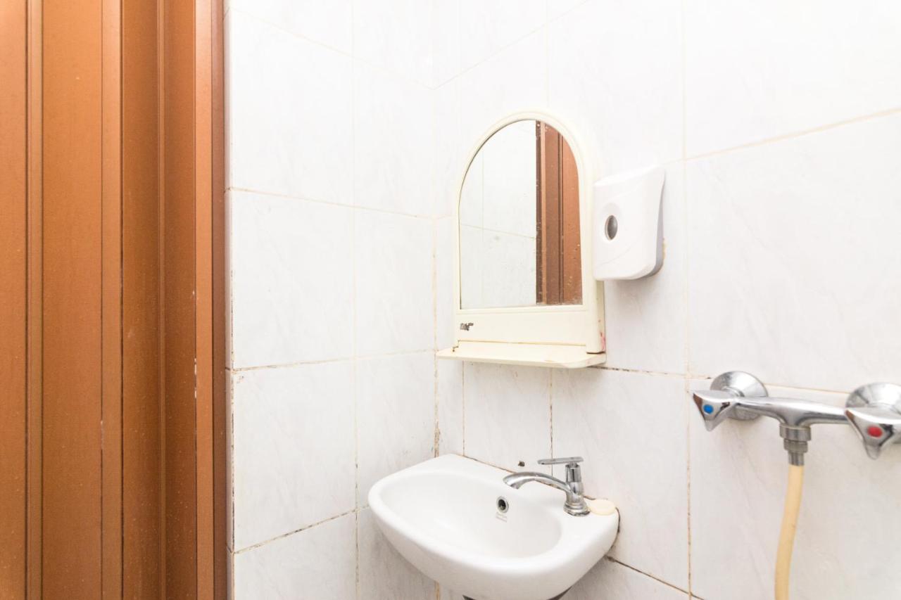 Oyo 2422 Rama Hotel Nagoya Ngoại thất bức ảnh