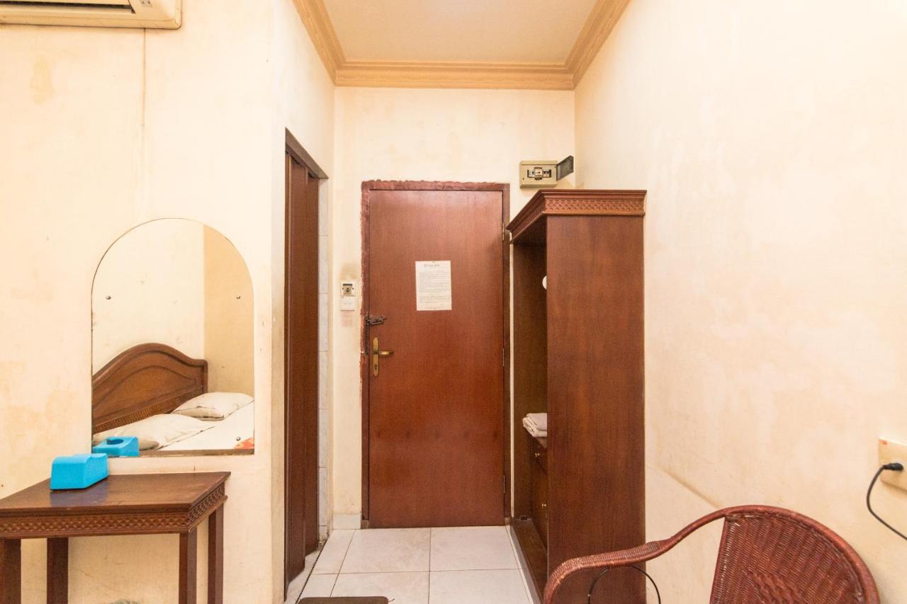 Oyo 2422 Rama Hotel Nagoya Ngoại thất bức ảnh