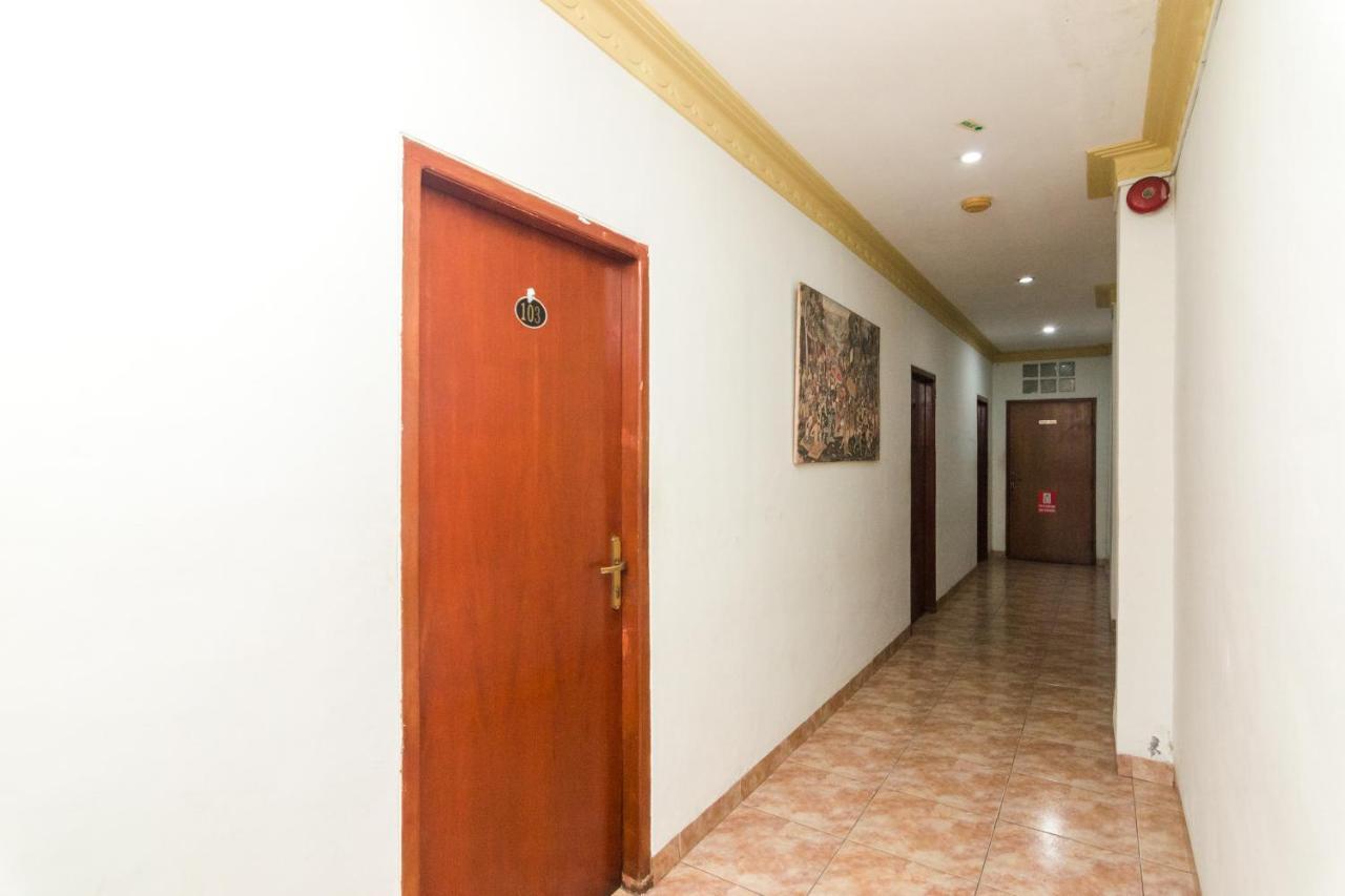 Oyo 2422 Rama Hotel Nagoya Ngoại thất bức ảnh